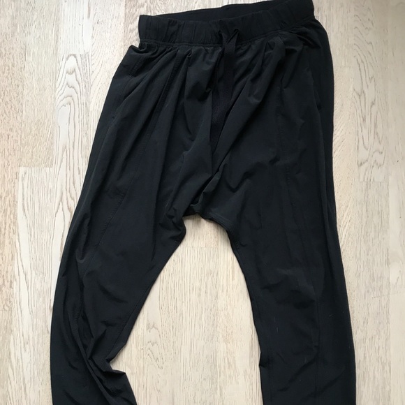 Lululemon Harem yoga pants - Picture 2 of 3